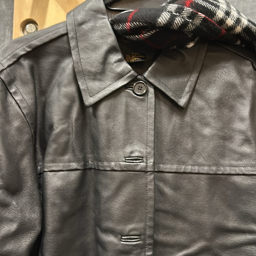 Leather Jacket - Picture 3 of 6